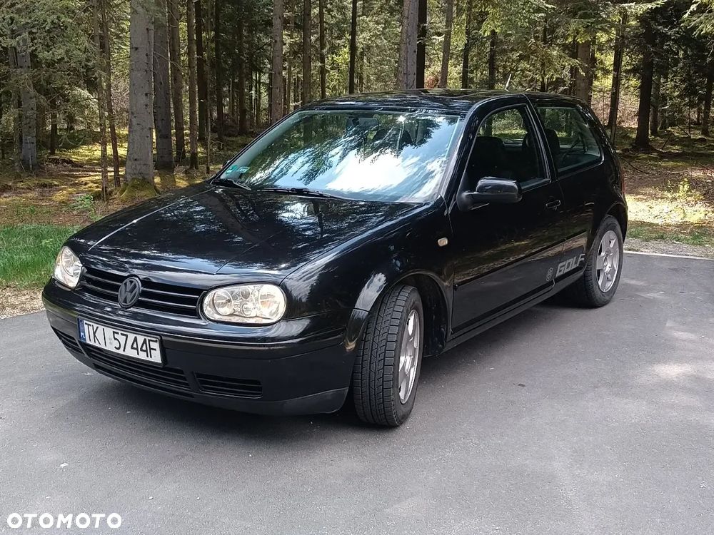 Volkswagen Golf 1.6 - 1
