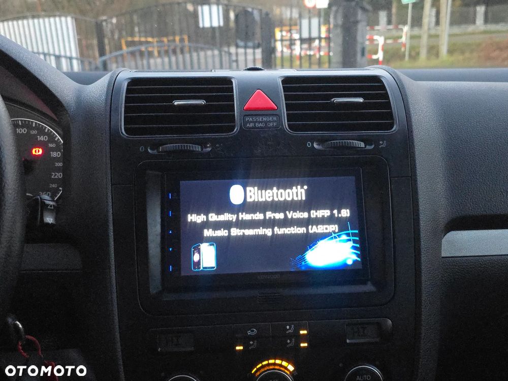 Volkswagen Jetta 1.6 United - 35