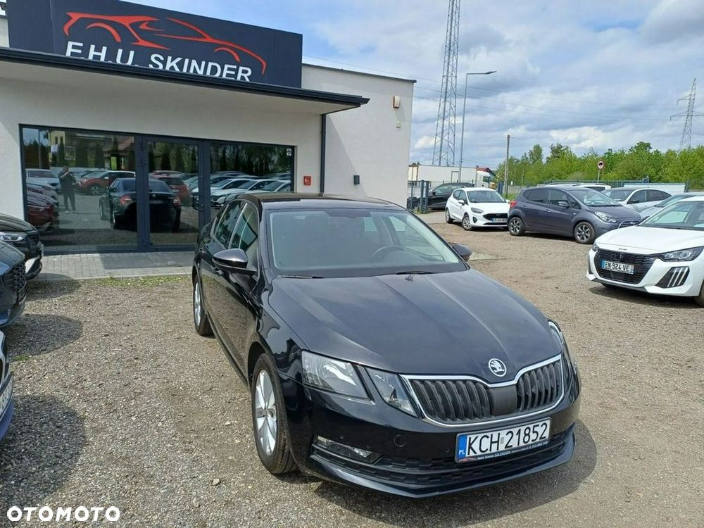 Skoda Octavia 1.6 TDI DSG Clever - 10