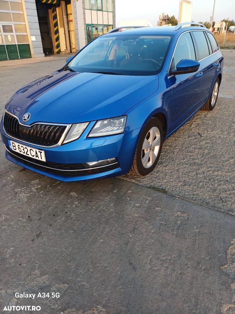 Skoda Octavia Combi Diesel 1.6 TDI Style - 1