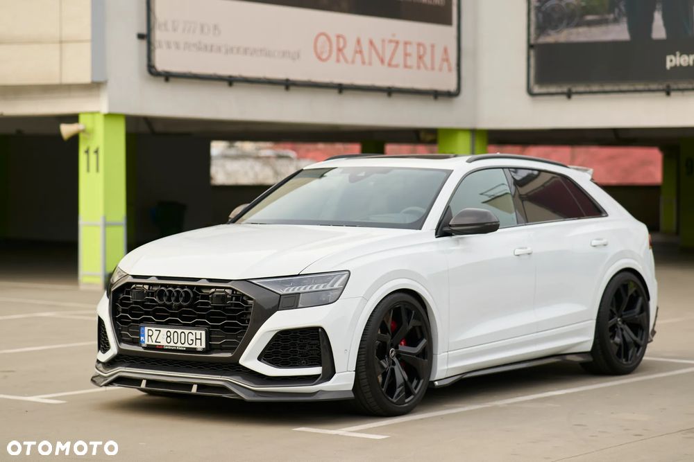 Audi RS Q8 - 2