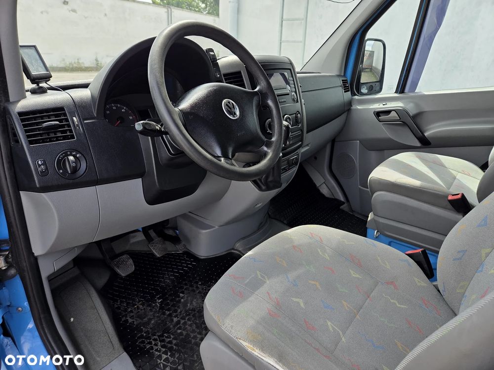 Volkswagen CRAFTER - 9
