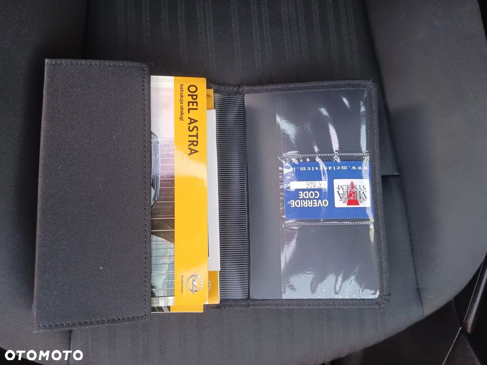 Opel Astra IV 1.7 CDTI Essentia - 17