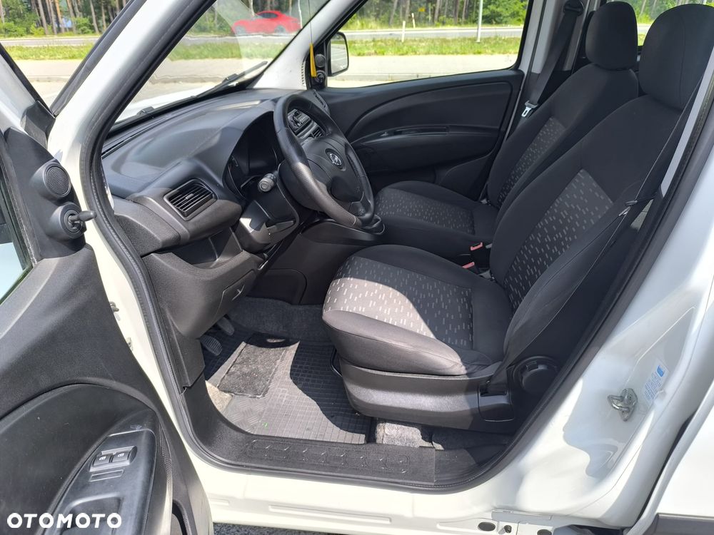 Opel Combo 1.6 CDTI Cosmo - 12