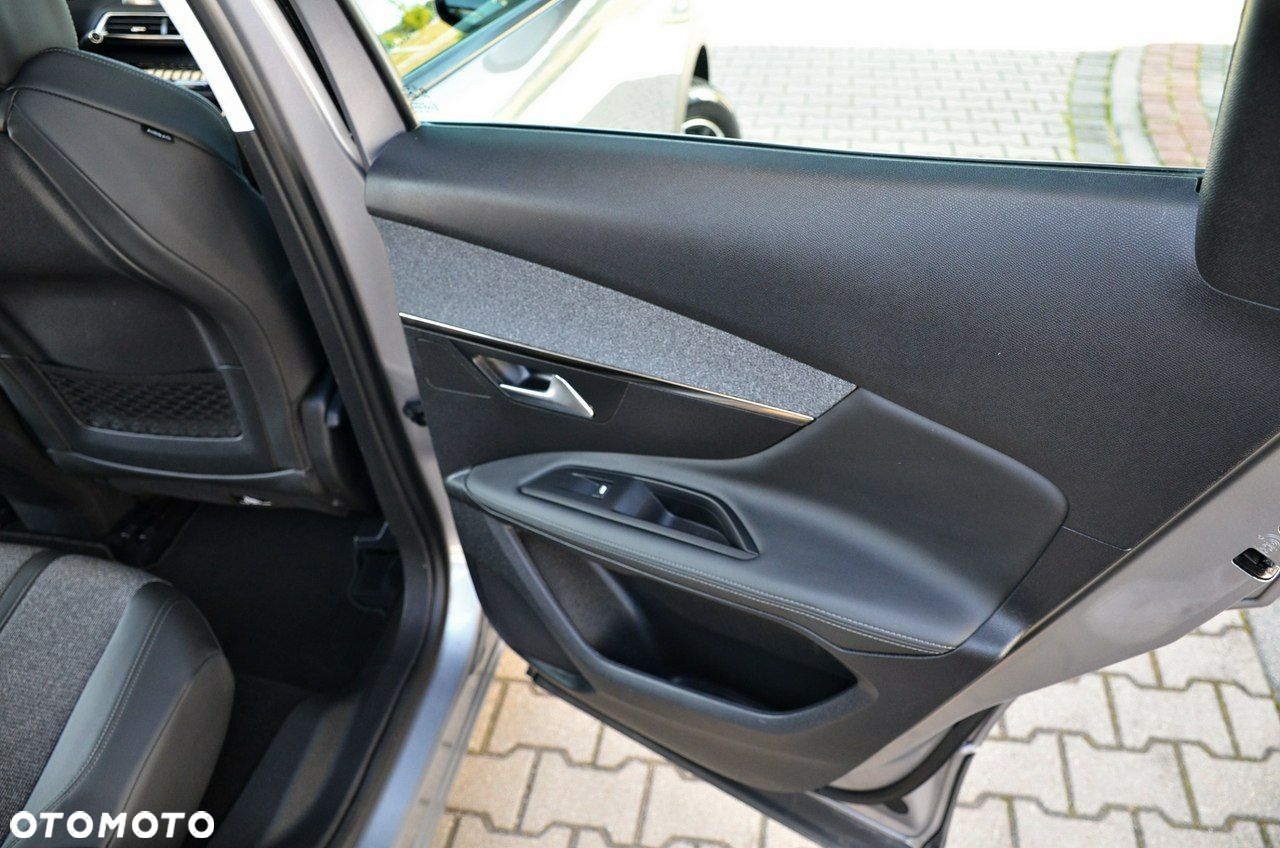 Peugeot 3008 - 22