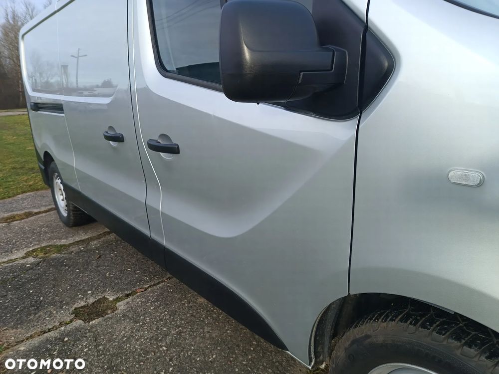 Opel Vivaro LONG L2H1 1.6 diesel 125kM 2018 rok SUPER STAN, ORGINALNY NISKI PRZEBIEG, NIE WYMAGA WKŁADU FINANSOWEGO!!! - 18