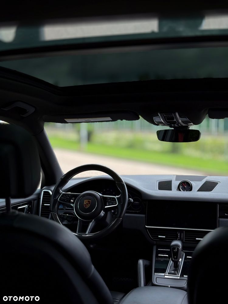 Porsche Cayenne Standard - 10