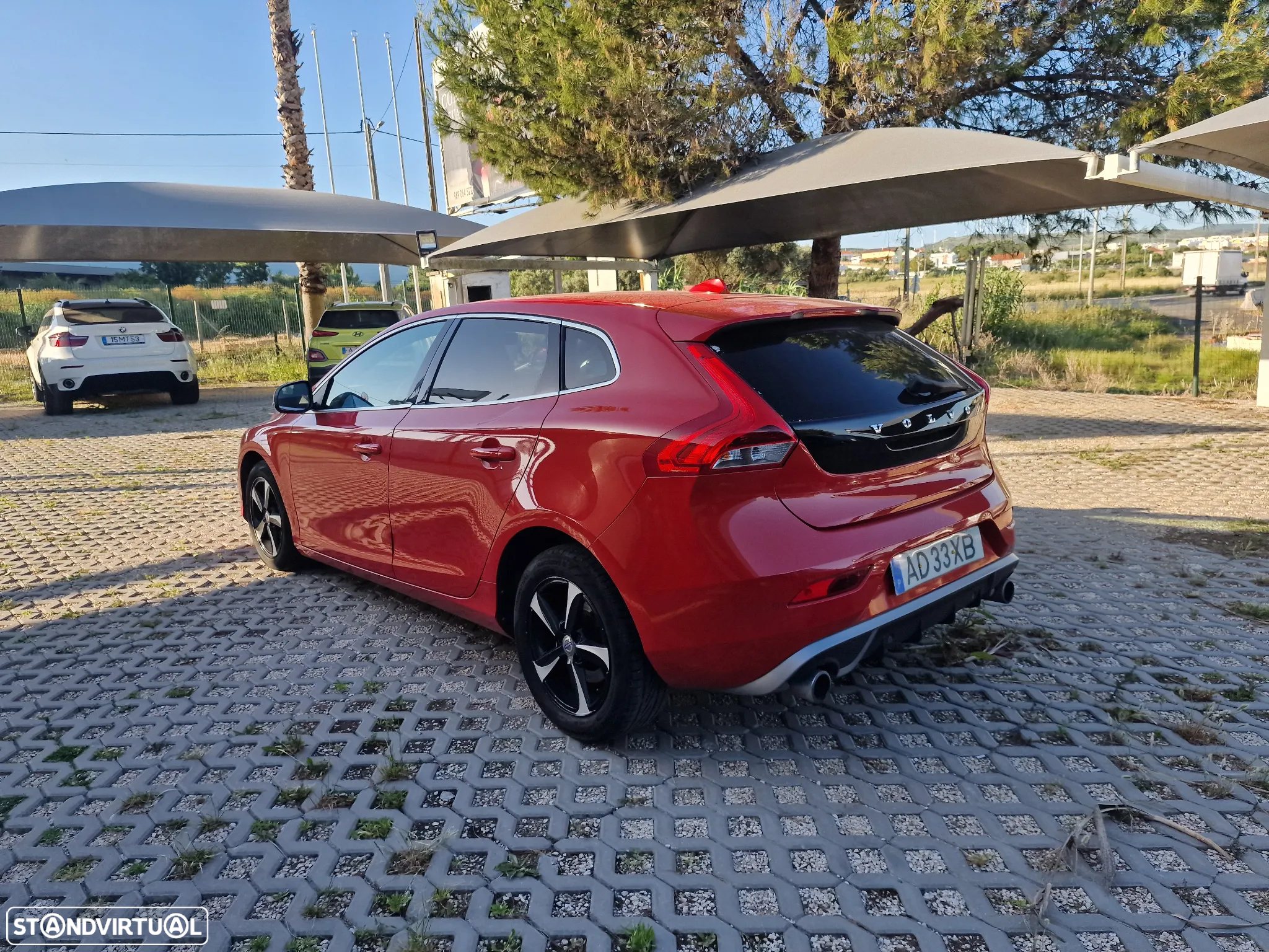 Volvo V40 2.0 D2 R-Design Momentum - 7
