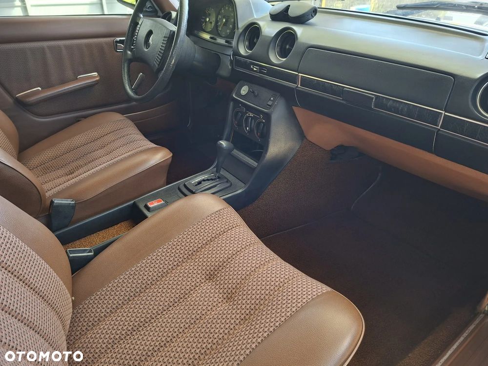Mercedes-Benz W123 - 5
