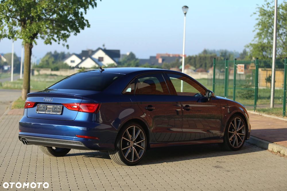 Audi A3 Limousine 2.0 TDI S line Sportpaket - 32