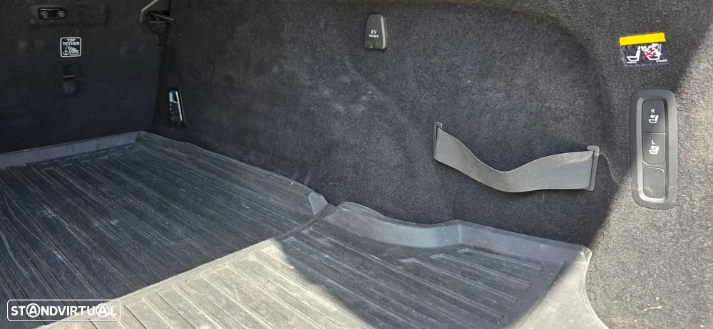 Volvo V90 Cross Country 2.0 D4 Pro AWD Geartronic - 18