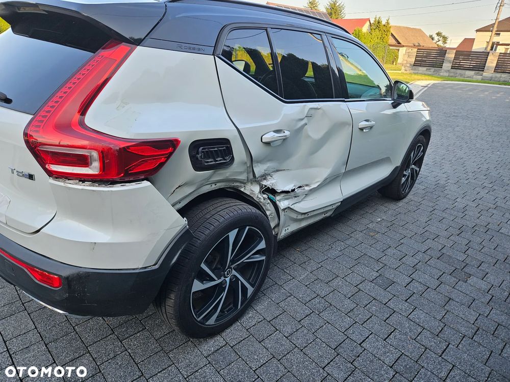 Volvo XC 40 - 6