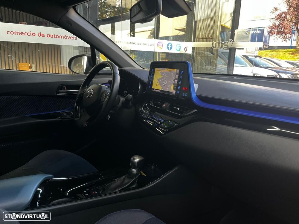 Toyota C-HR 1.8 Hybrid Square Collection - 11