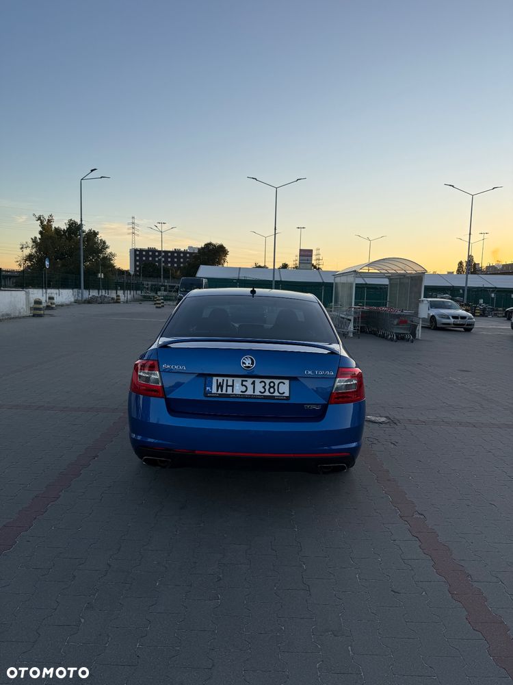Skoda Octavia 2.0 TSI RS DSG - 2