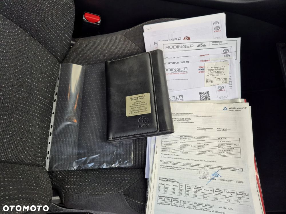 Toyota C-HR 1.2 T Premium - 4