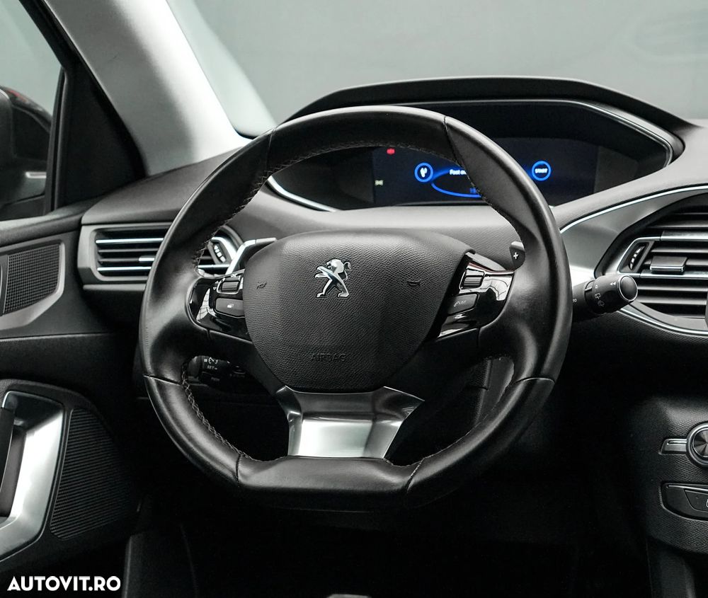 Peugeot 308 1.5L BlueHDI 130 S&S EAT8 Active - 18