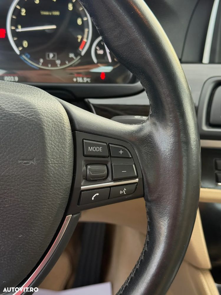 BMW Seria 5 528i xDrive Aut. - 29