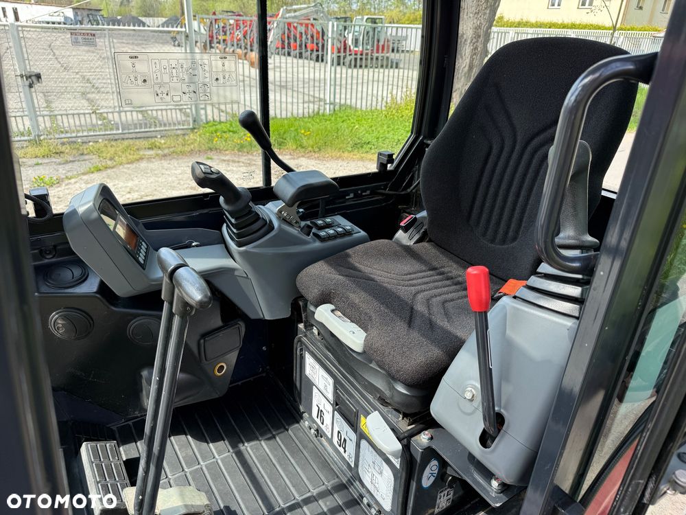 Yanmar Minikoparka SV26 - 35