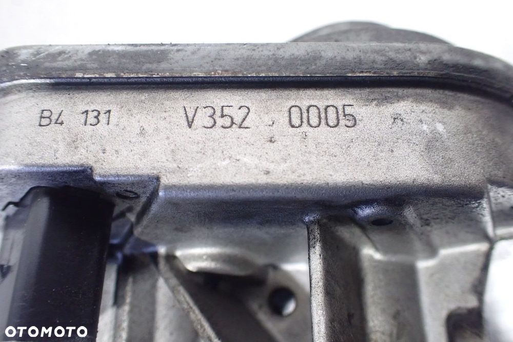 PRZEPUSTNICA VOLKSWAGEN TOUAREG 5.0  07Z128070G - 5