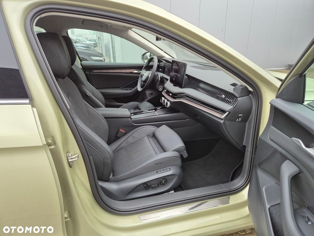 Skoda Superb 2.0 TDI SCR 4x4 L&K DSG - 14