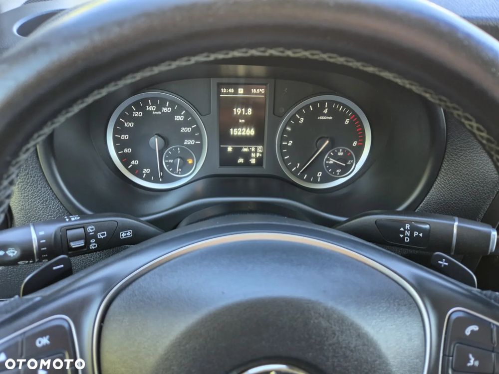 Mercedes-Benz Vito - 24
