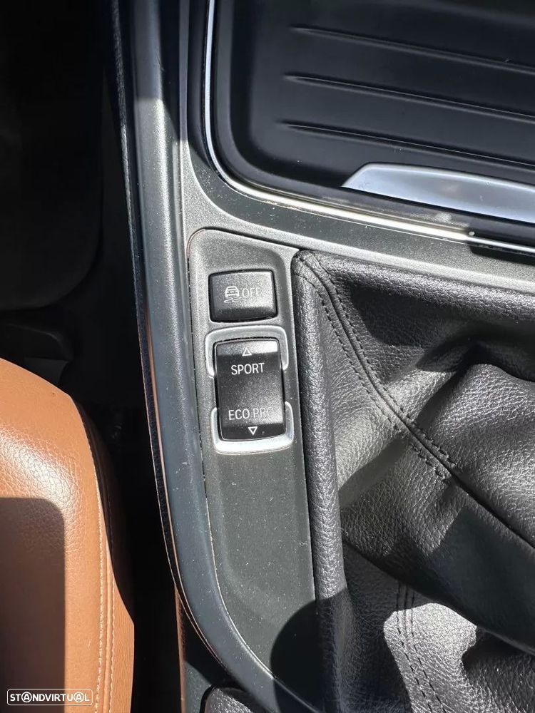 BMW 320 d Luxury Line - 39