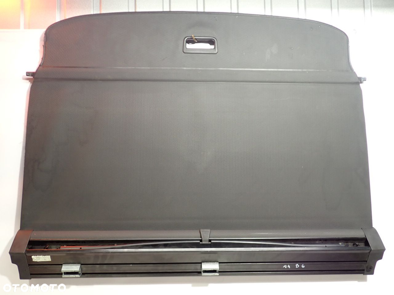 ROLETA BAGAŻNIKA AUDI A4 B6 - 13