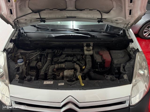 Citroën Berlingo 1.6 e-HDi Exclusive - 27
