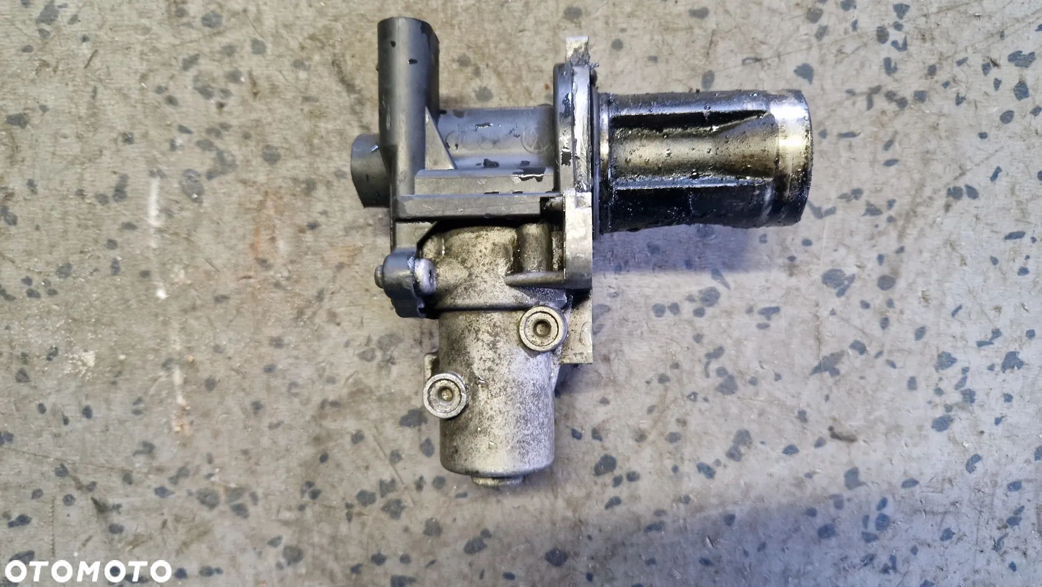 AUDI VOLKSWAGEN 1.9 TDI 130KM ZAWÓR EGR 038131501AD - 1