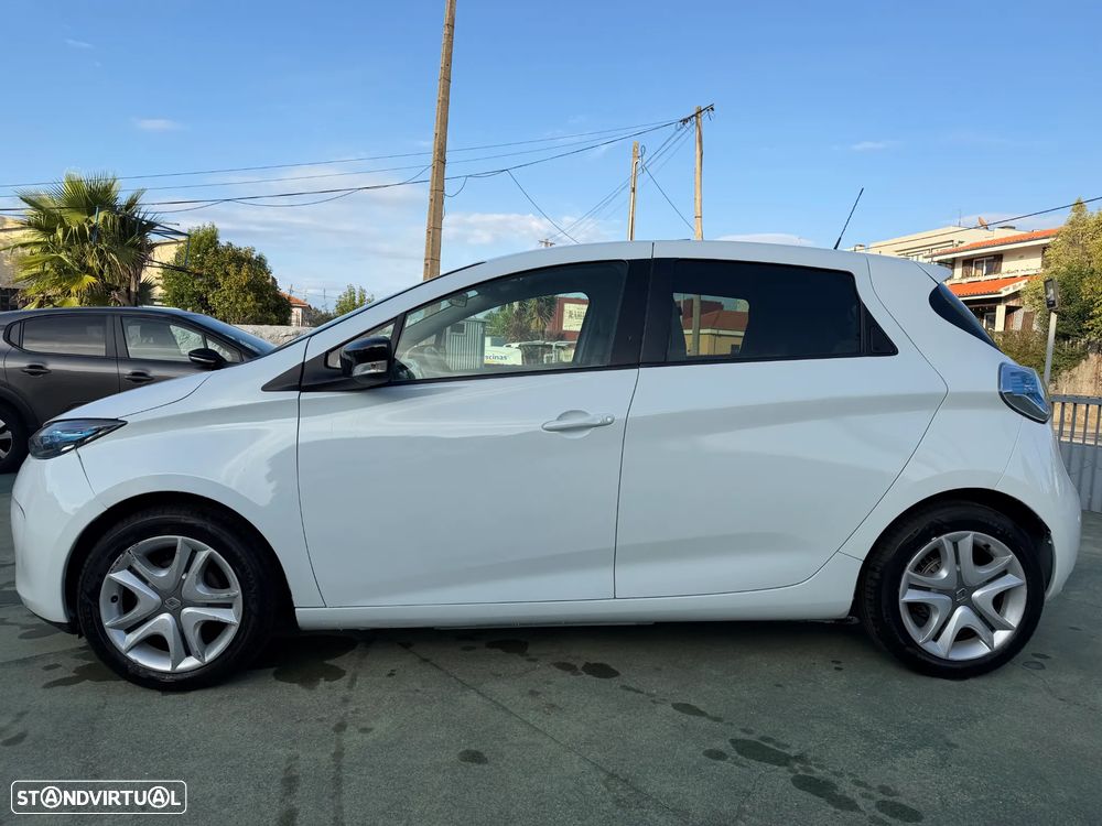 Renault Zoe (s/ Bateria) 41 kwh Life - 4