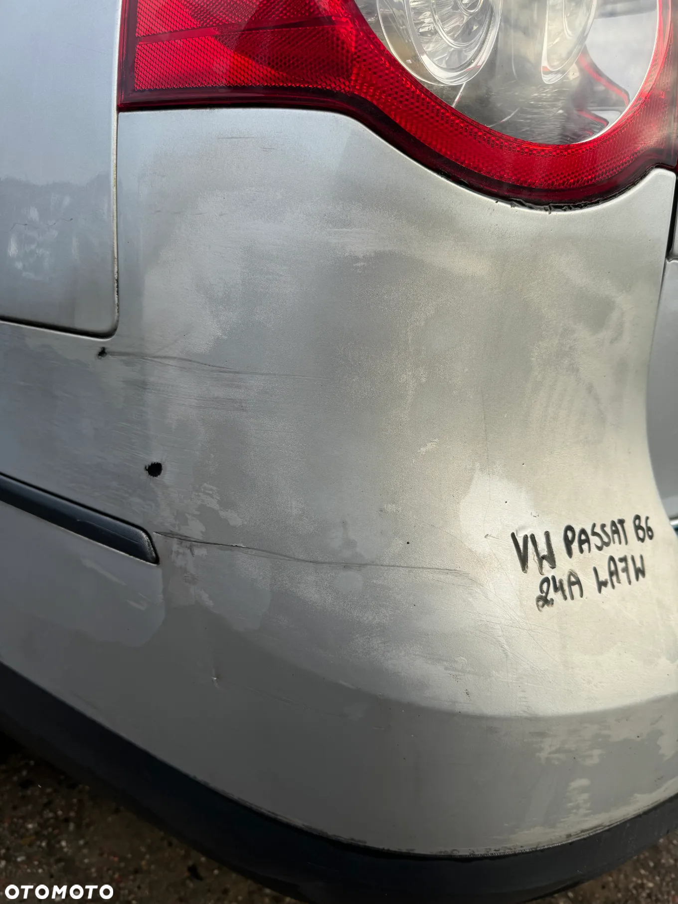 VW PASSAT B6 ZDERZAK TYŁ TYLNY LA7W KOMBI - 5