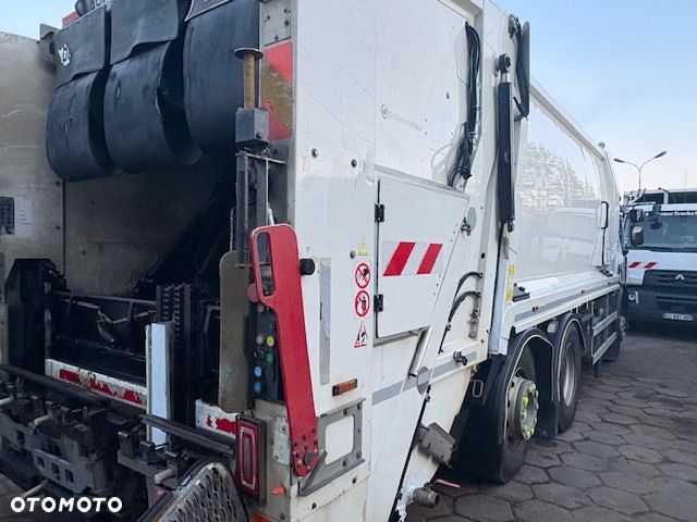 Renault D 26 Wide śmieciarka Euro 6 - 6