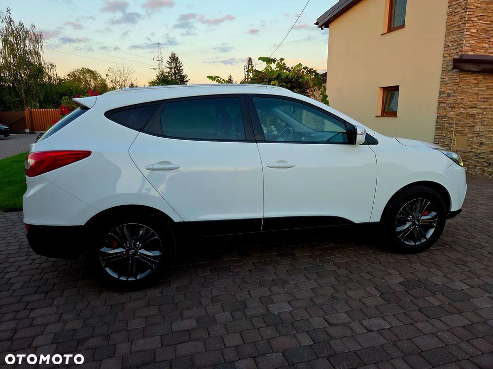 Hyundai ix35 blue 1.6 2WD Finale Gold - 11