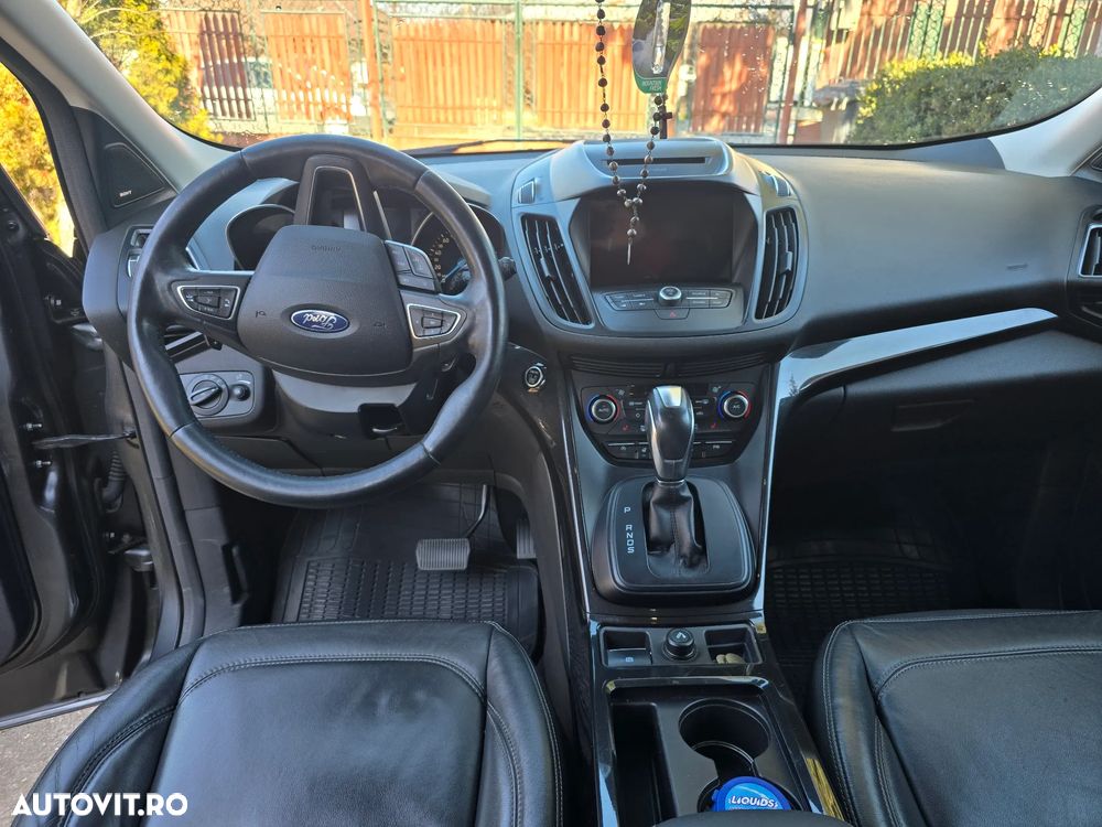 Ford Kuga 2.0 TDCi 4WD Powershift Titanium - 6
