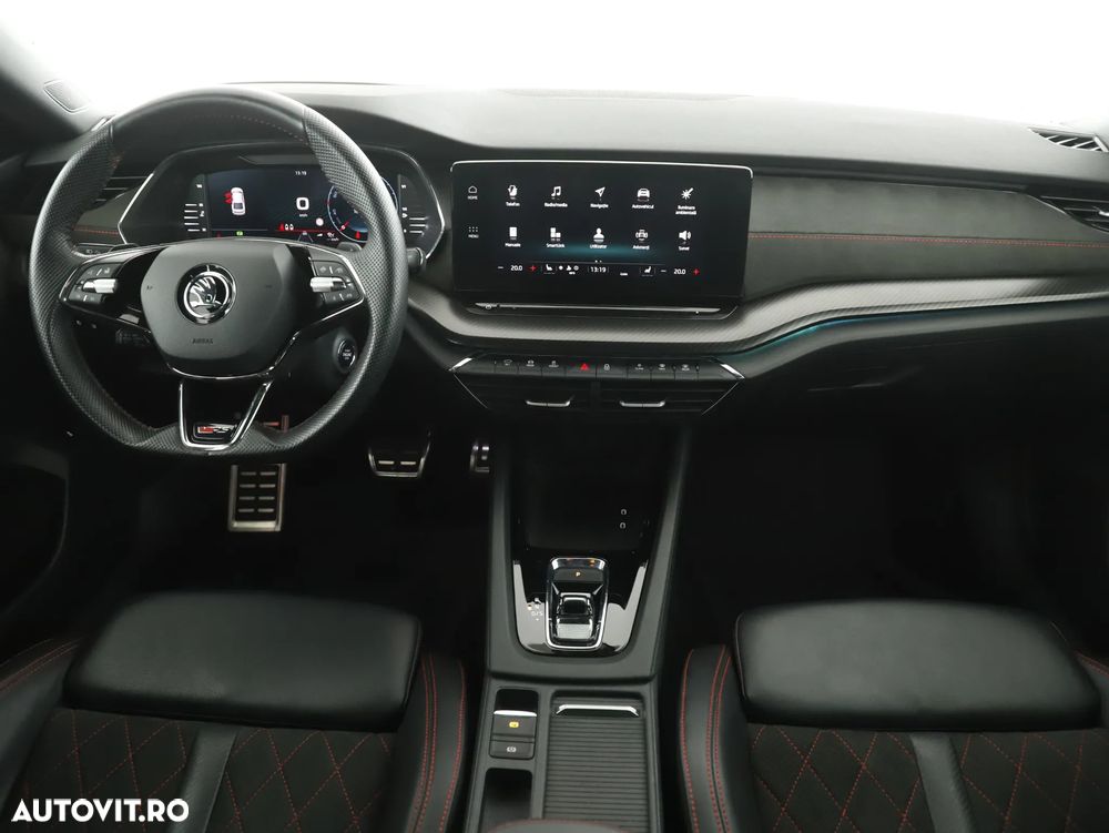 Skoda Octavia 2.0 245 TSI DSG RS - 22