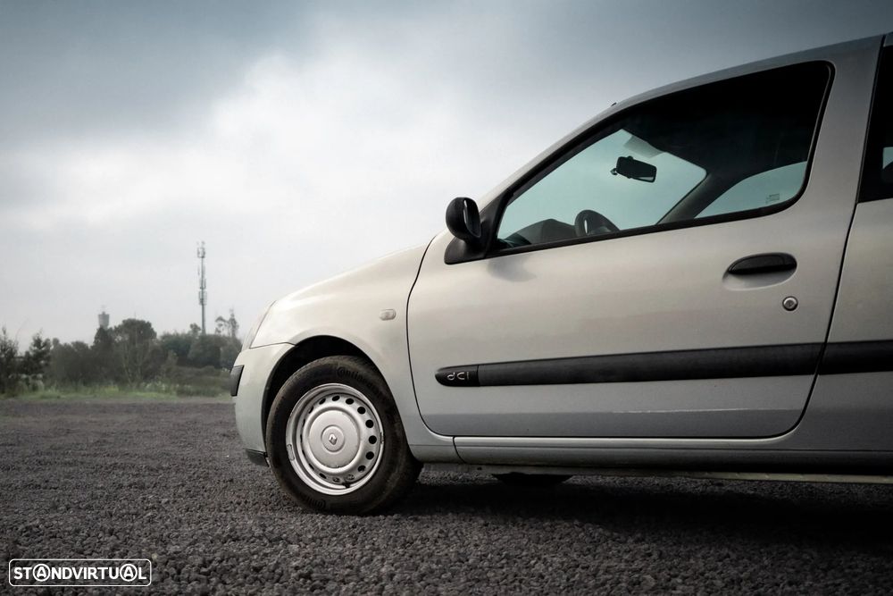 Renault Clio - 7