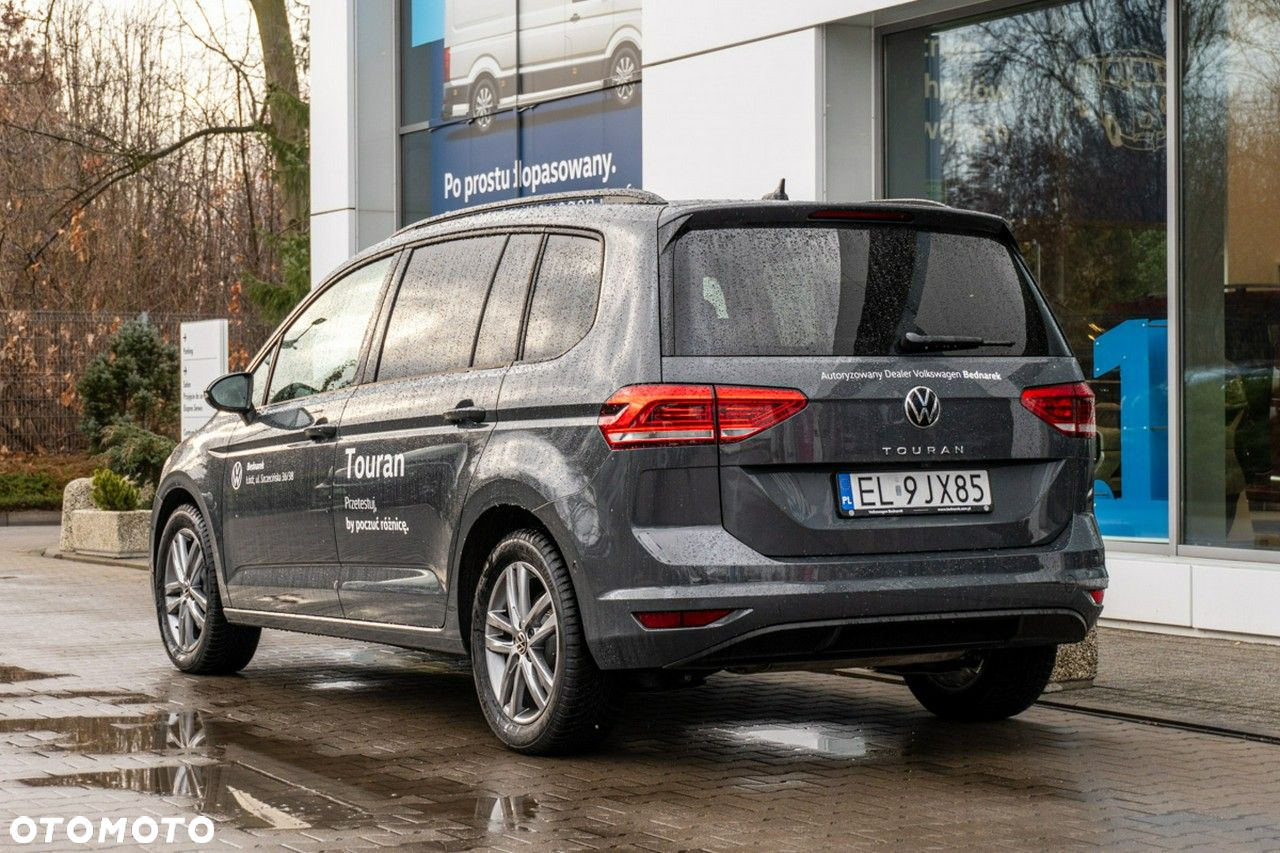 Volkswagen Touran - 7
