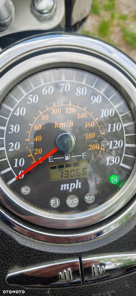 Suzuki VL 1500 Intruder LC - Boulevard C90 - 4