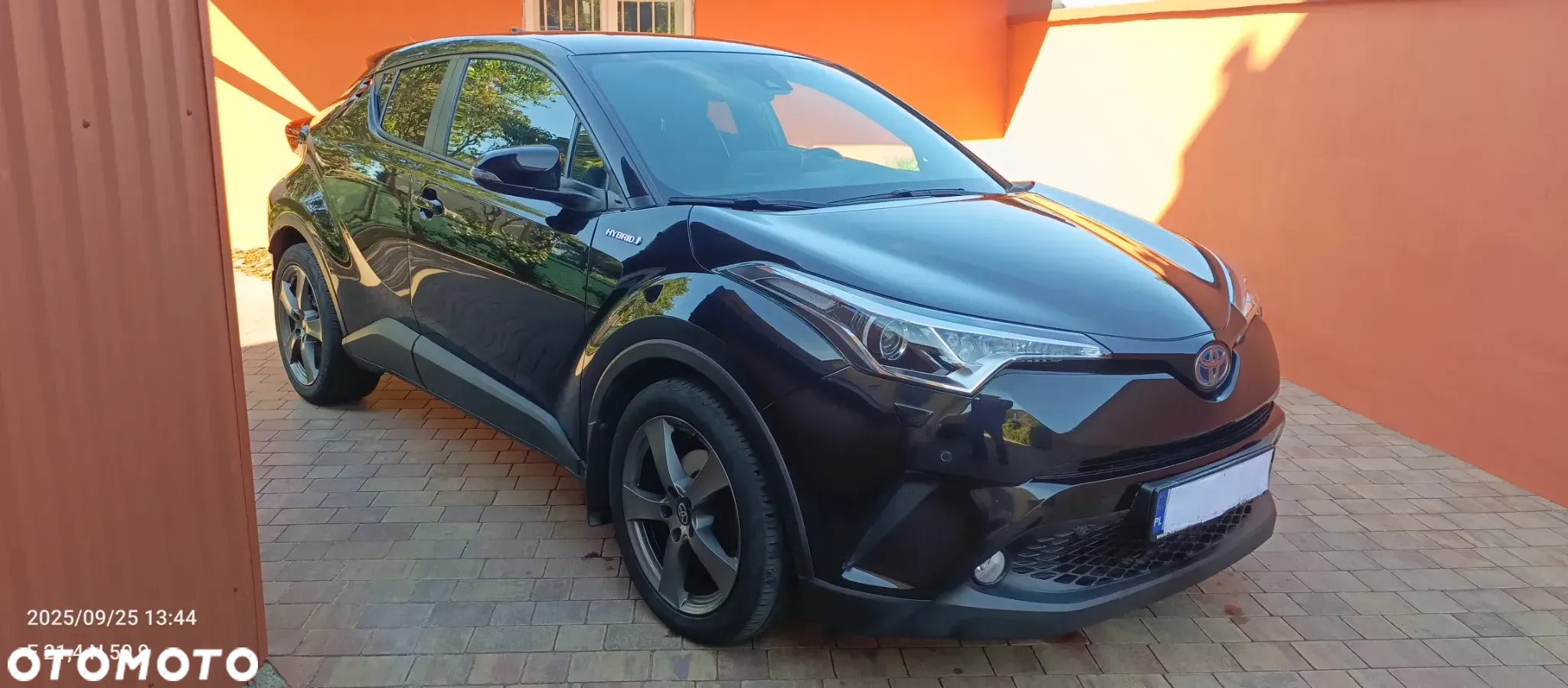 Toyota C-HR 1.8 Hybrid Premium - 3