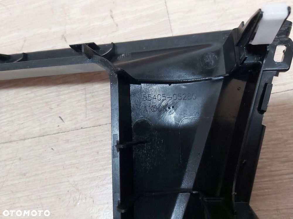 Toyota Avensis T27 LIFT ramka radia 55405-05280 - 14
