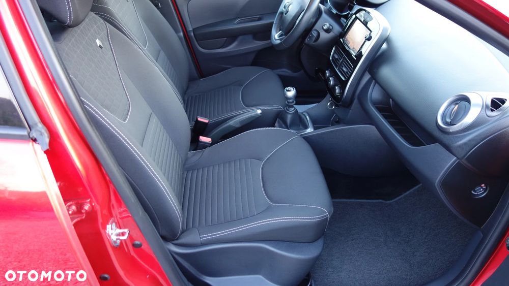 Renault Clio 1.2 Enegry TCe Limited - 32