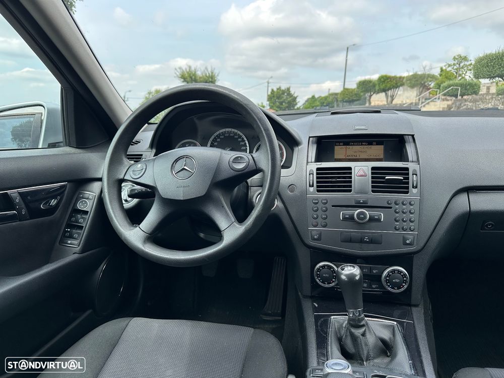 Mercedes-Benz C 200 Station CDI DPF BlueEFFICIENCY SPORT EDITION - 22