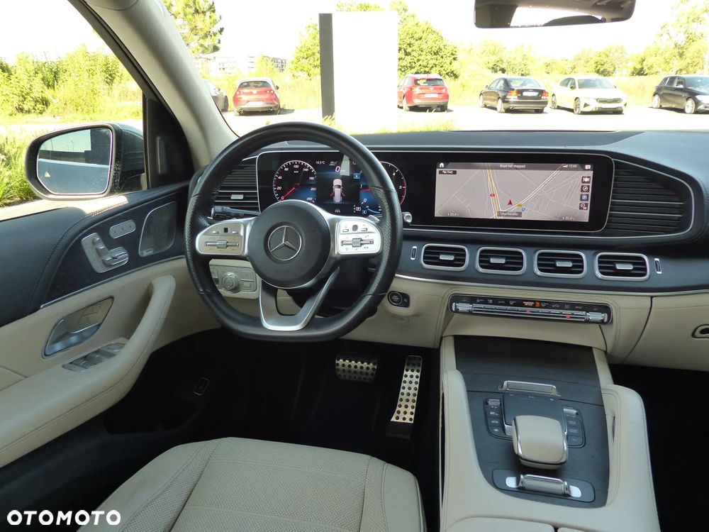 Mercedes-Benz GLS 400 d 4-Matic - 32