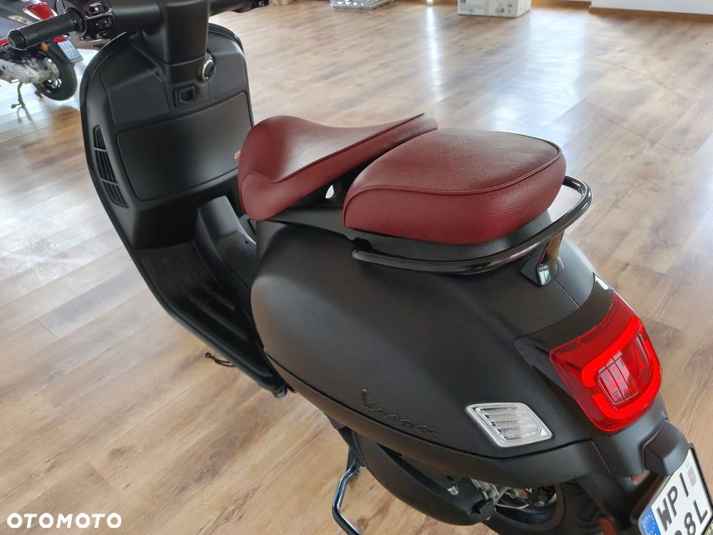 Piaggio Vespa - 22