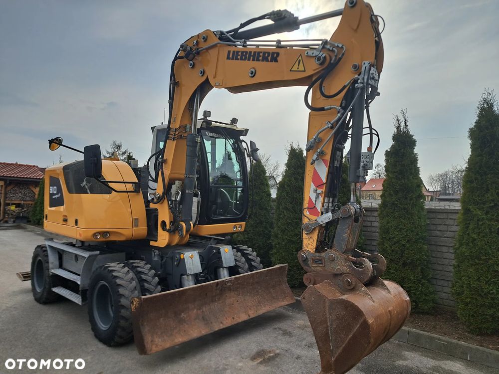 Liebherr 910 Compact - 5