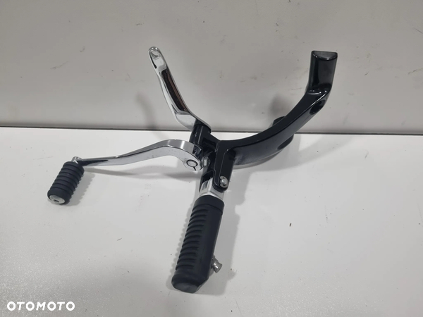 Harley Davidson Softail M8 Mocowanie Podnóżka Set lewy 33600134  FXFBS Fat Bob