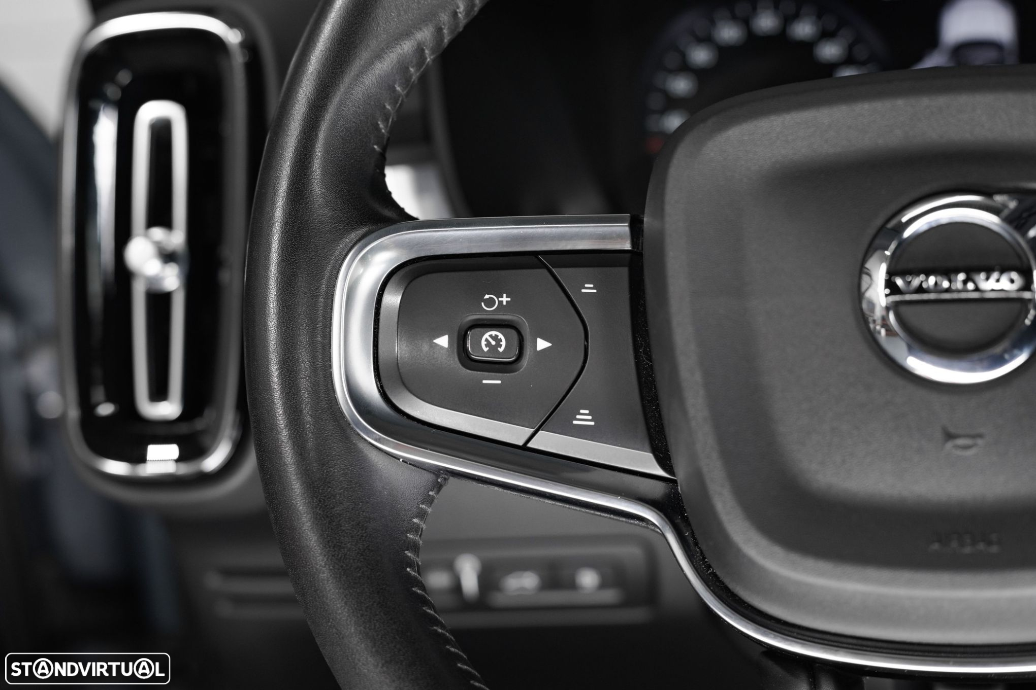 Volvo XC 40 1.5 T4 PHEV Inscription Expression - 8