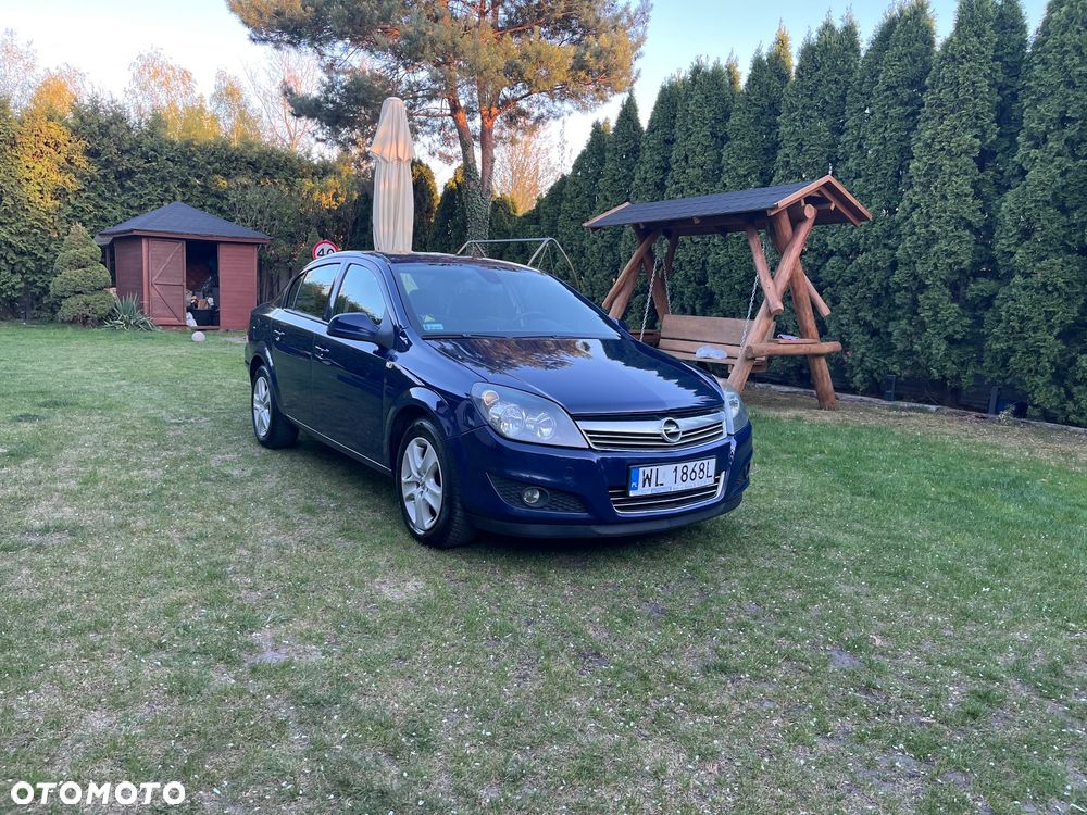 Opel Astra 1.6 Active - 1