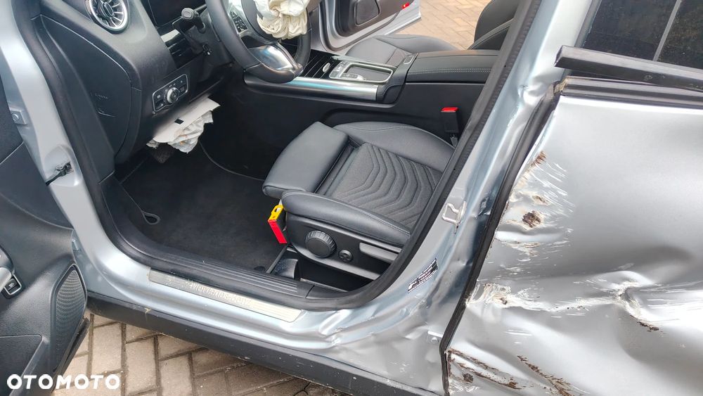 Mercedes-Benz GLA 200 Progressive - 18