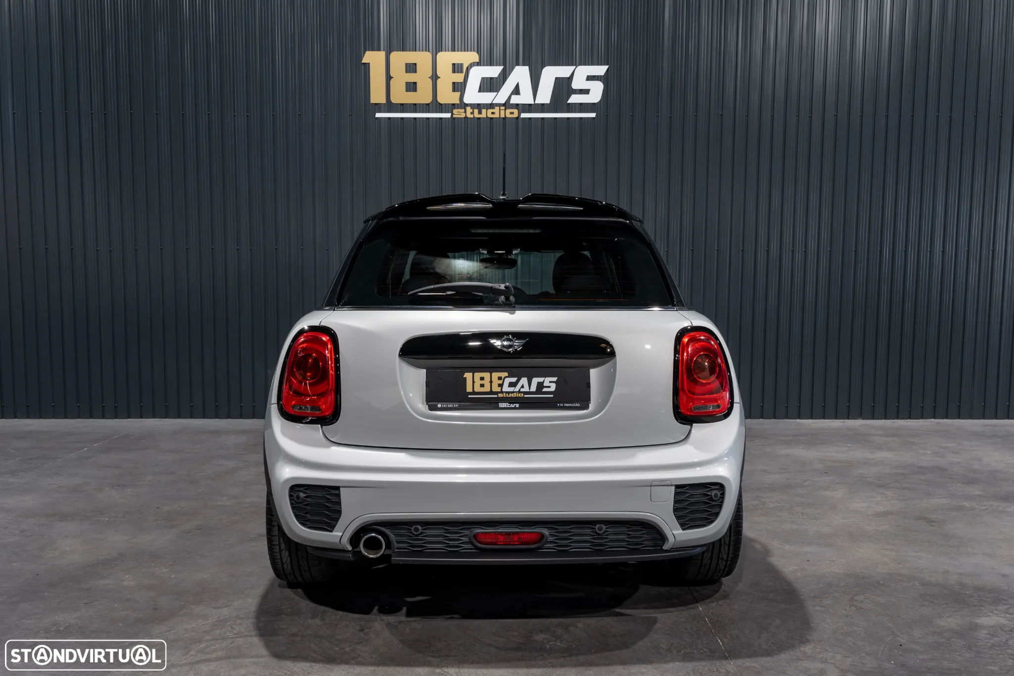 MINI 5 Portas Cooper D Auto - 55
